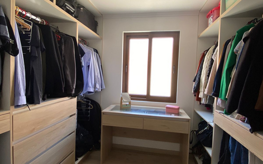 Walk-in Closet